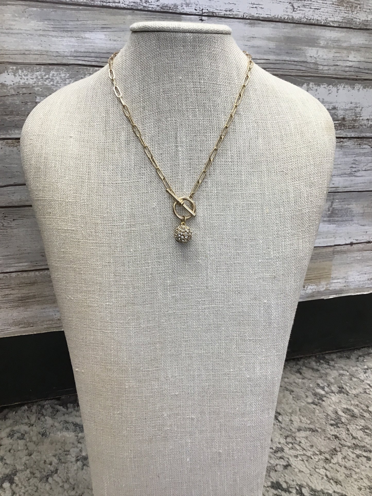 Able Gold Necklace