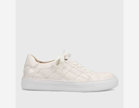 Yashi Sneaker