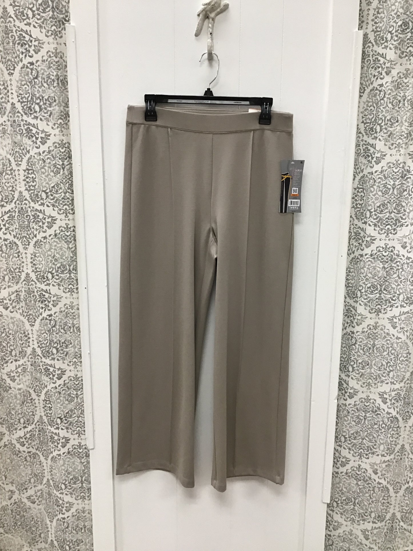 Pull On Pin Tuck Wide Leg Crop Pant