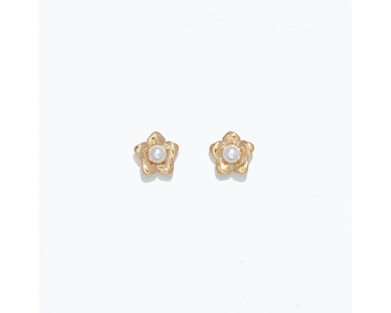 Gold Flowers With Pearls