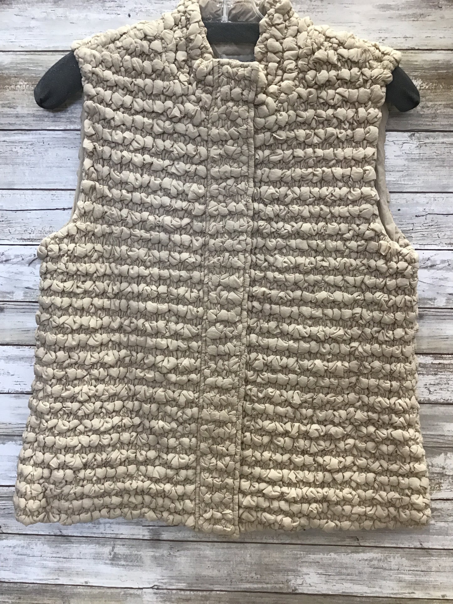 Snap & Zip Thru Collar Quilted Vest