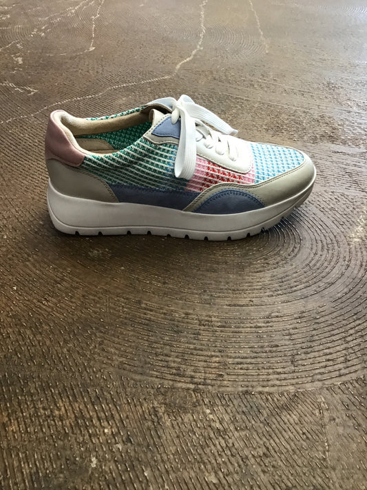 Vaneli Sport Quip Sneaker