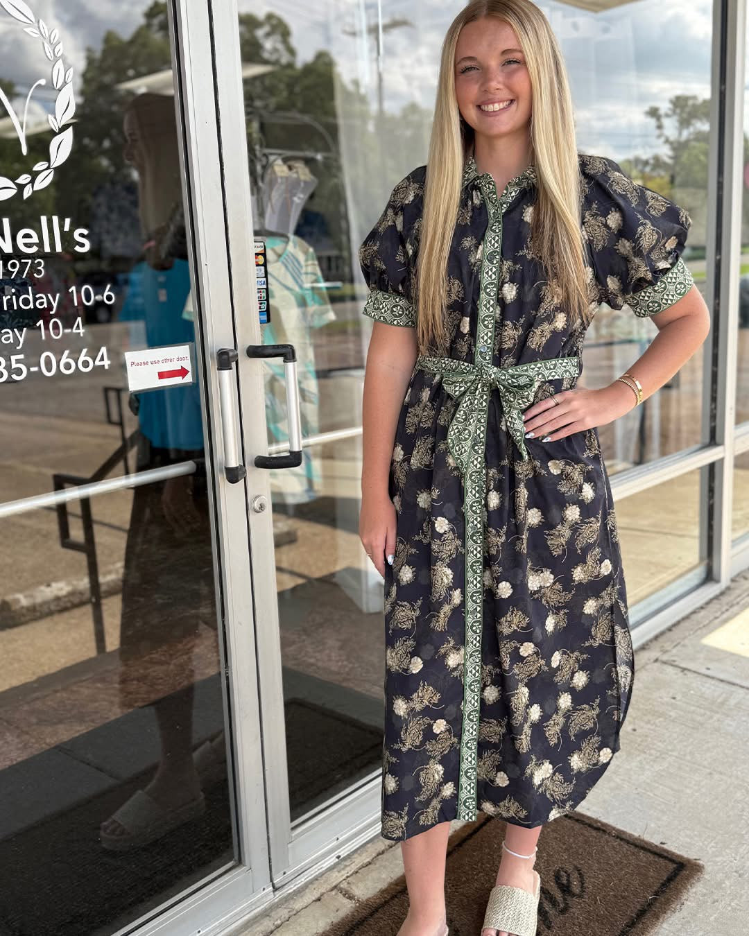 Elegant Collared Dress w/ Botanical Pattern
