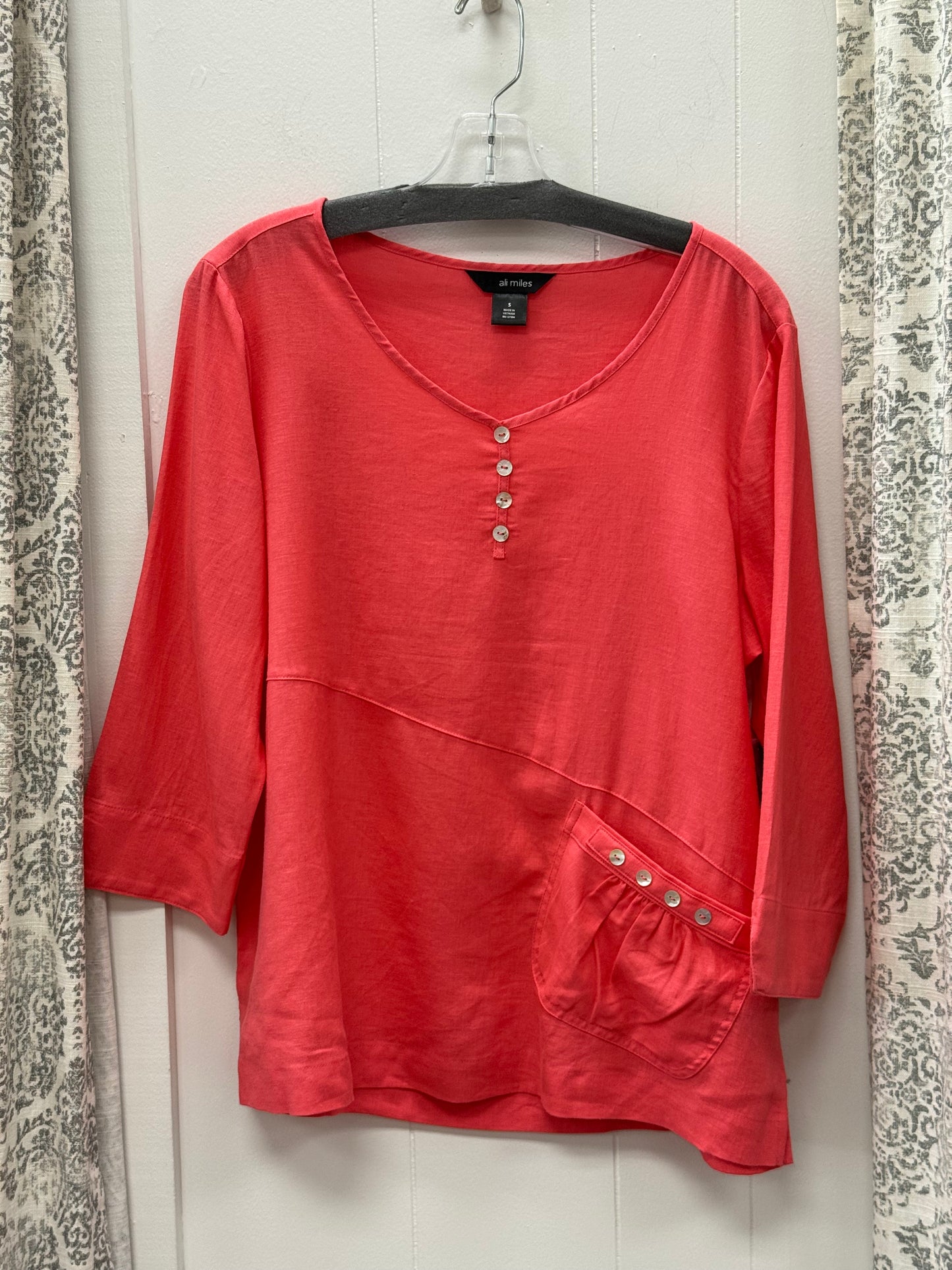 Woven Popover Round Neck Top