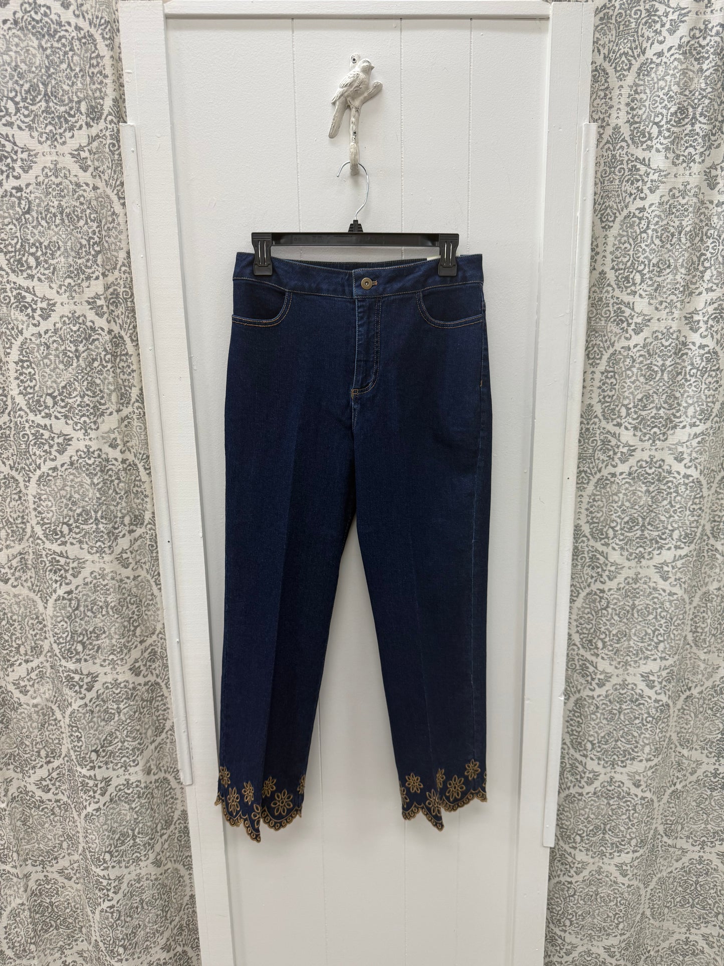 Flare Crop Woven Jean with Scallop Hem