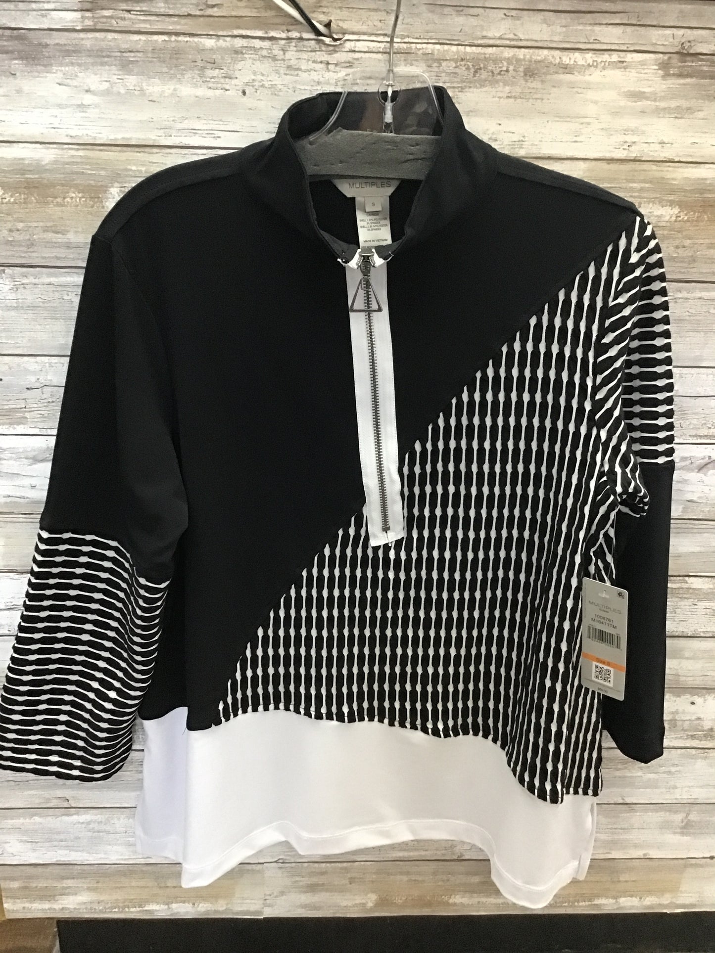 3/4 Sleeve Zip Thru Collar Top