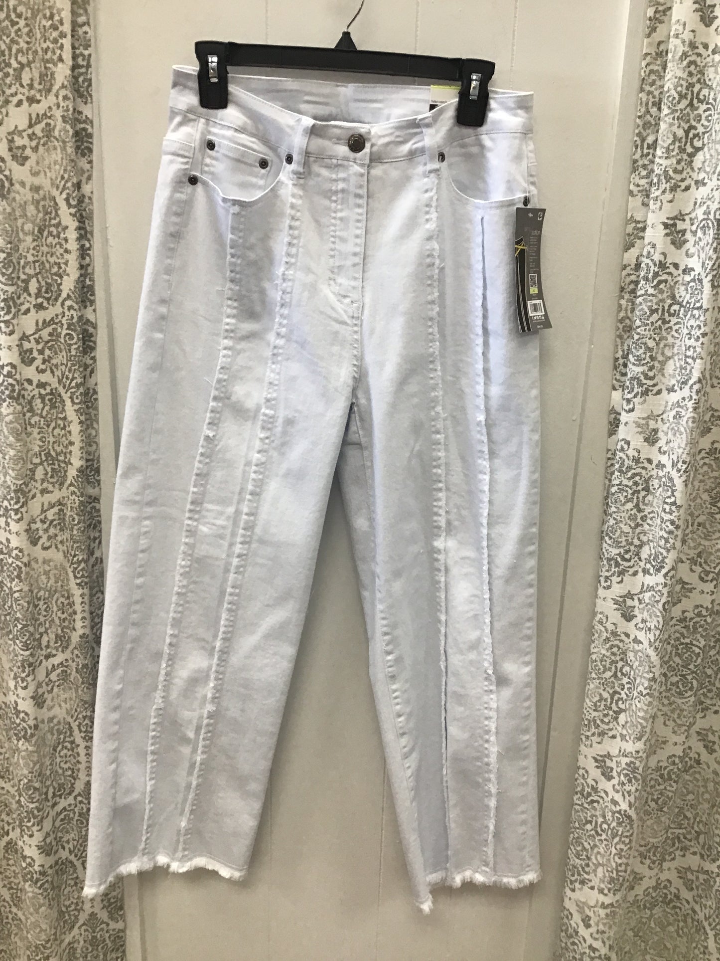 Wide Legged Crop