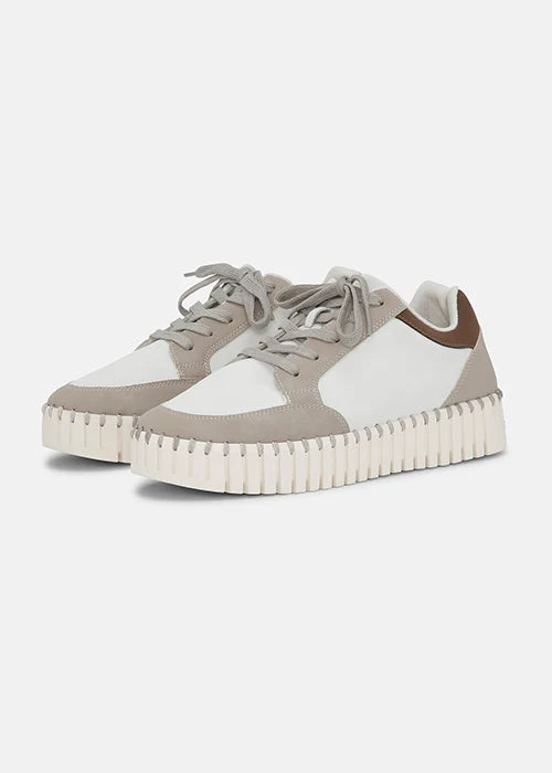 Tulip Sneaker