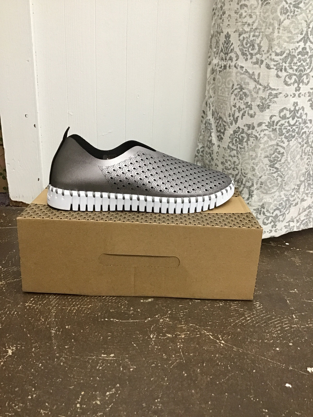 Tulip Gun Metal Shoes