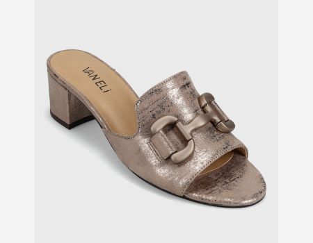 Oksana Sandal