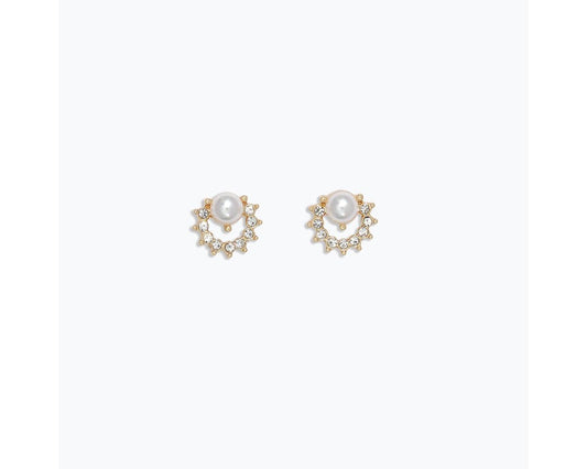 Pearls + Crystals In Gold