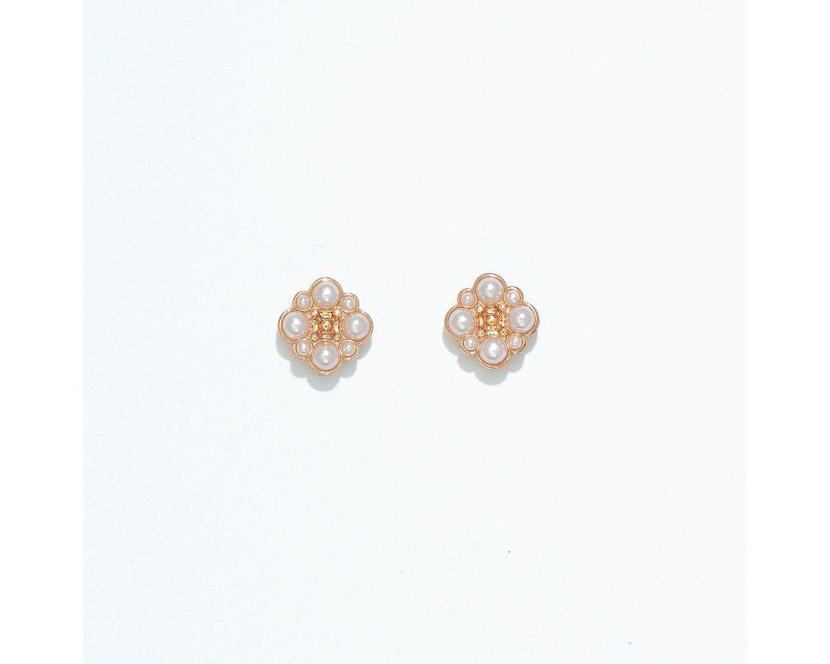 Gold Squares With Pearls