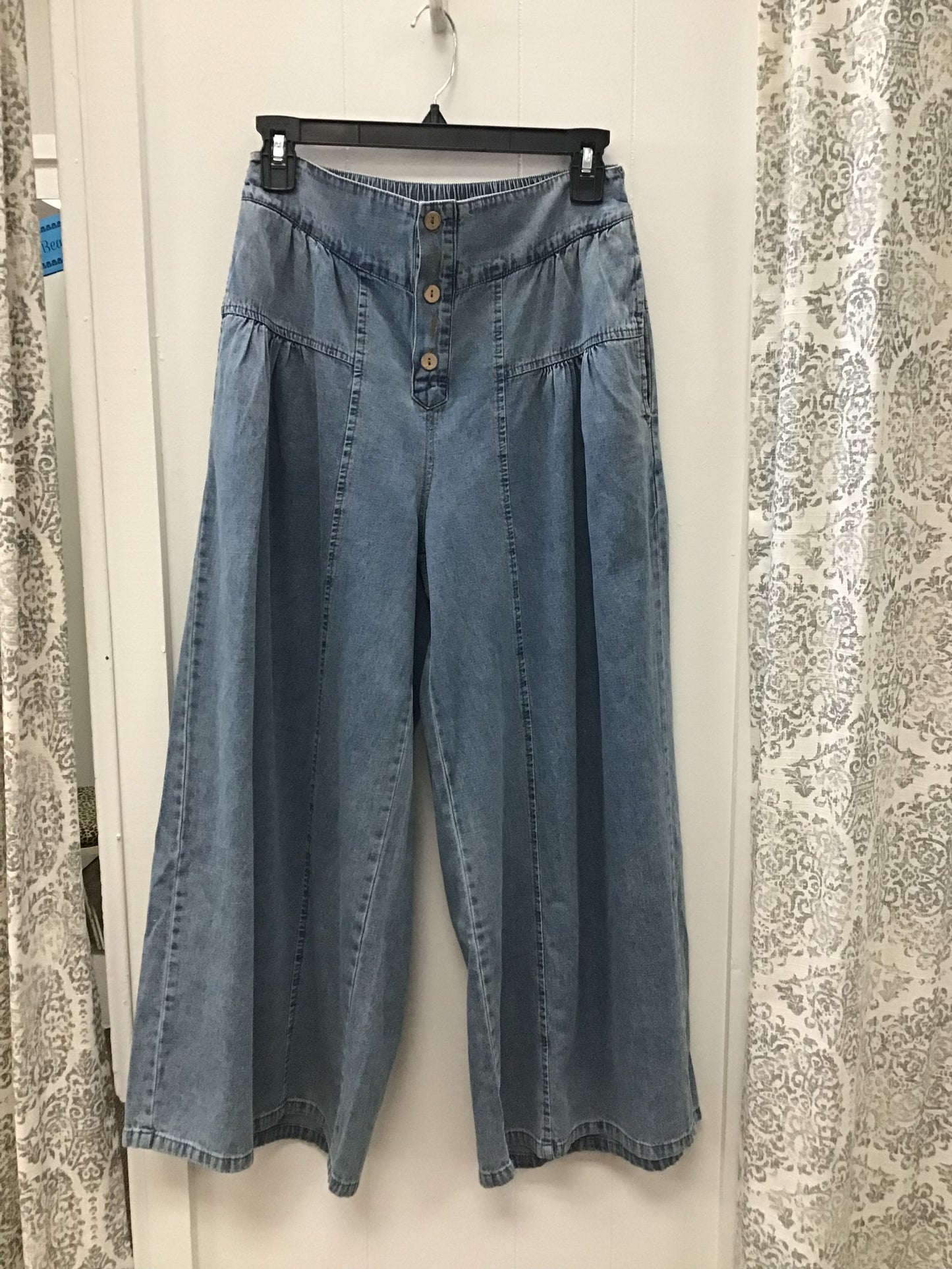 Wide Leg Pant With Yoke Details