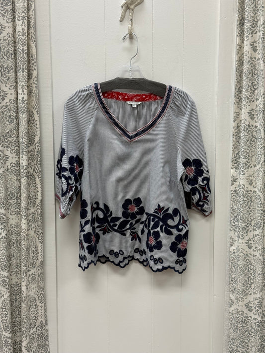 Floral Applique Striped Top With Puff Sleeves