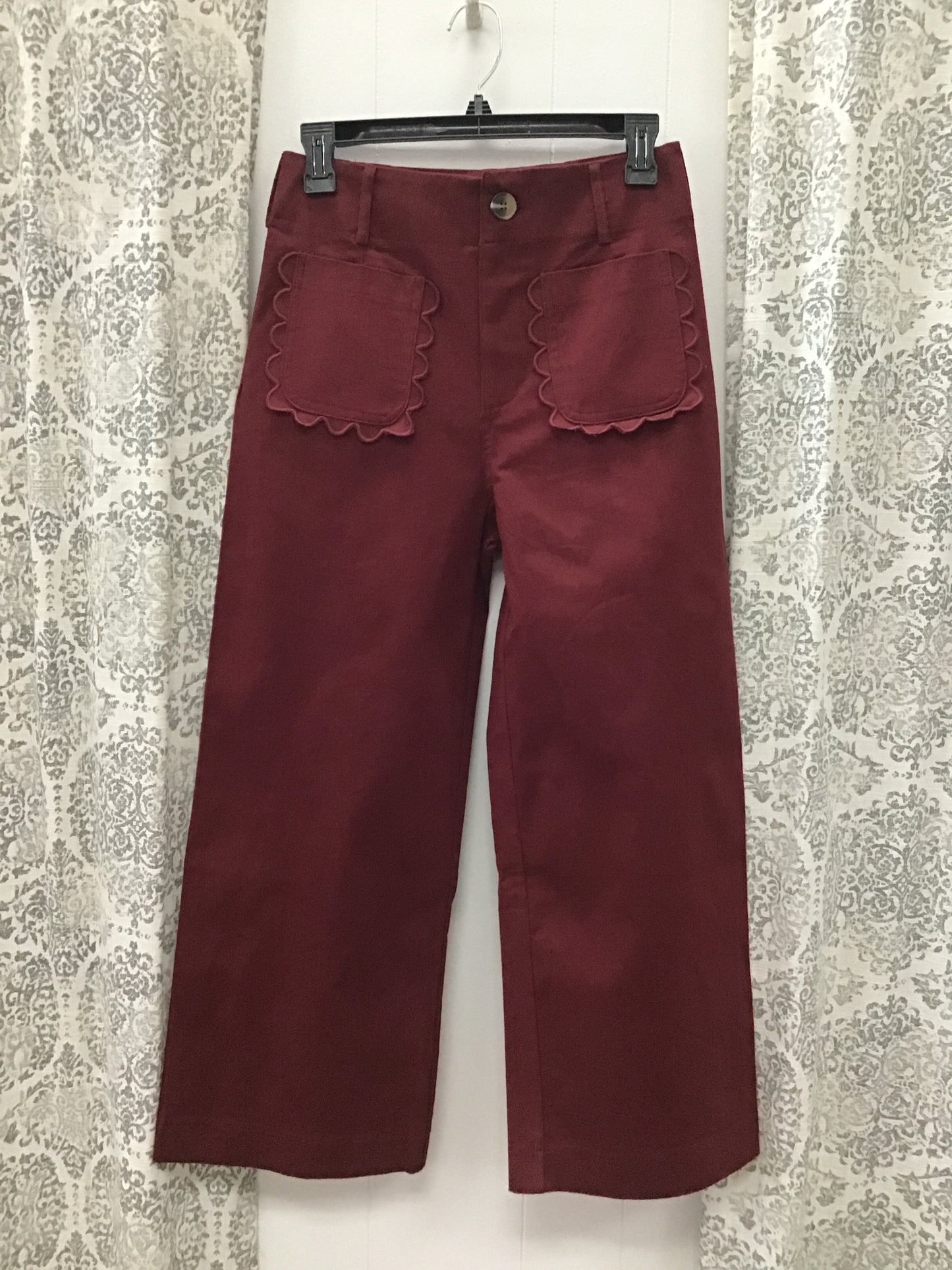 Cropped Scallop Pocket Detail Wide-Leg Pants