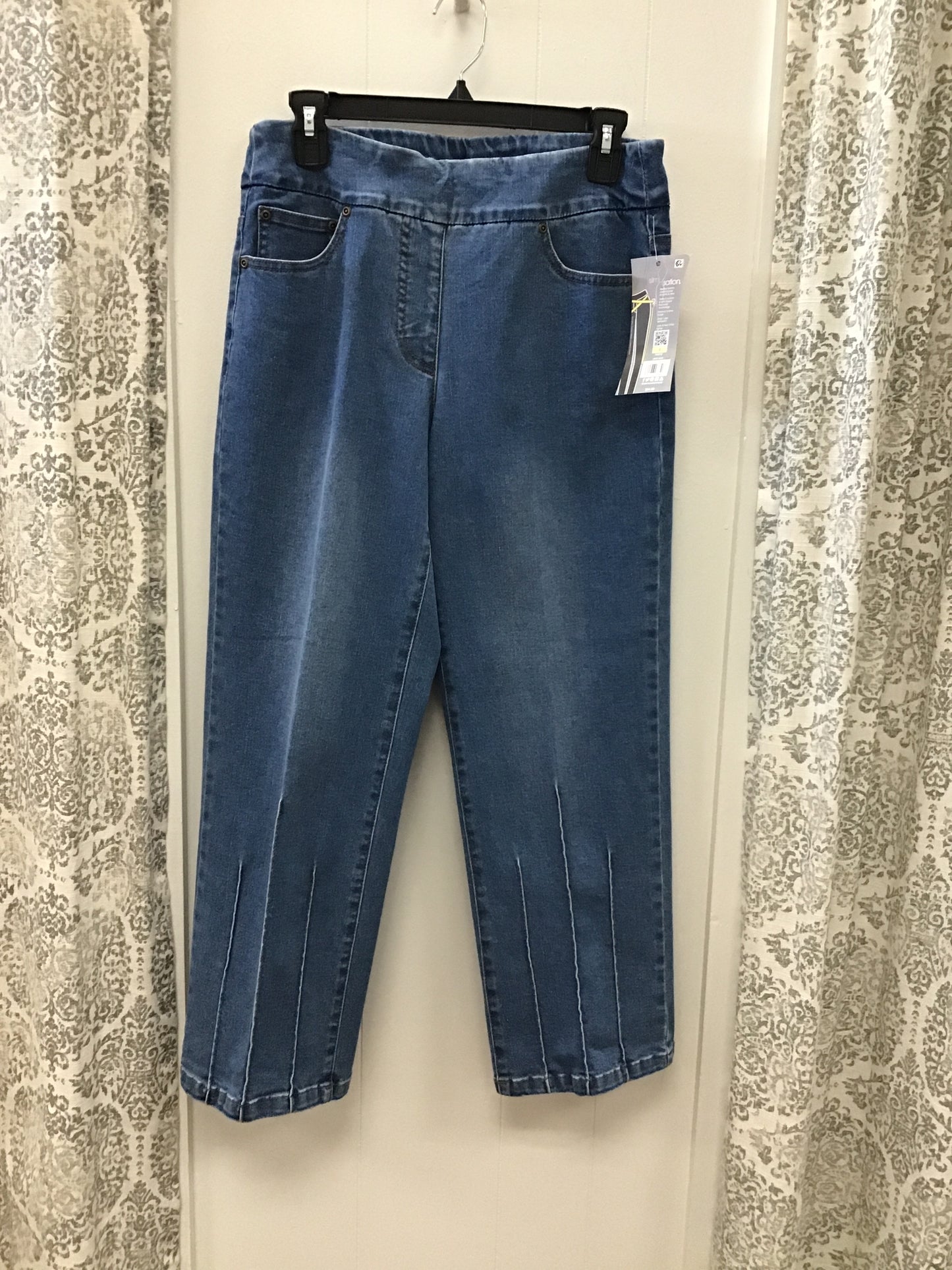 Pull On Crop Jean With Hem Detail
