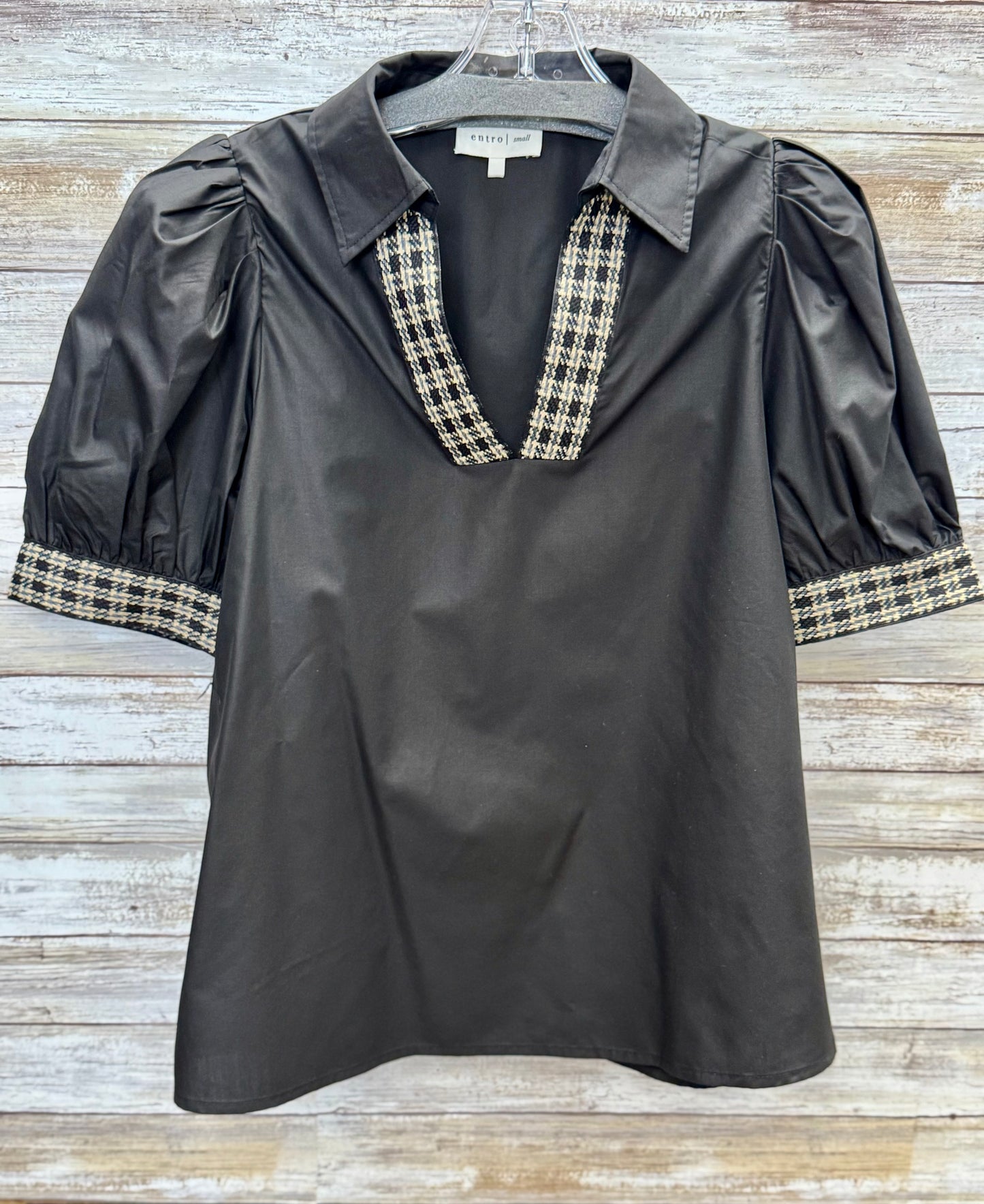 Detailed Collar Top