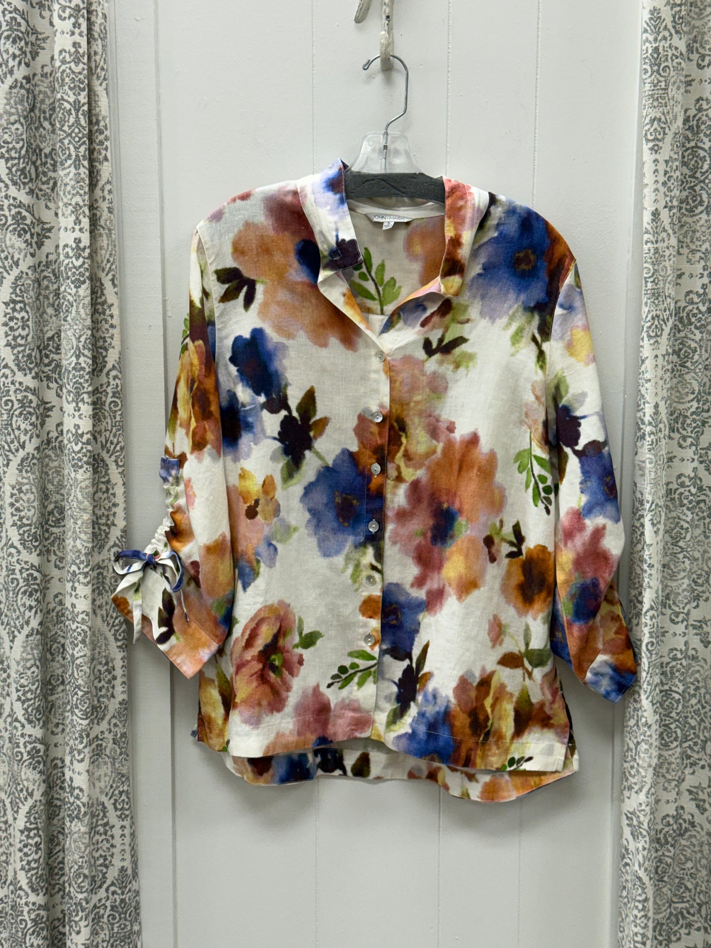 Woven Floral Print 3/4 Cinch Tie Sleeve Blouse With Wire Collar