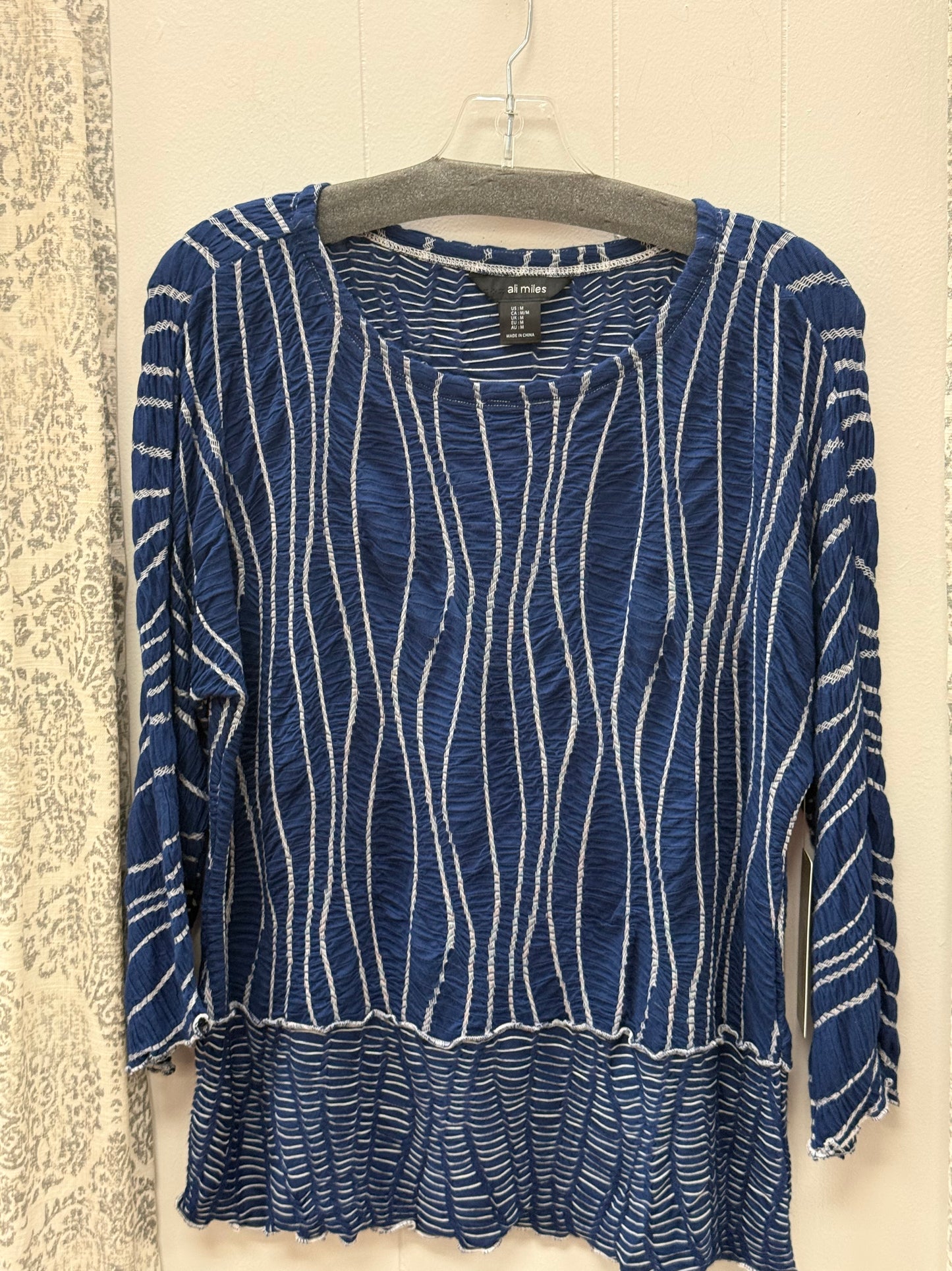 Textured Knit Round Neck Top