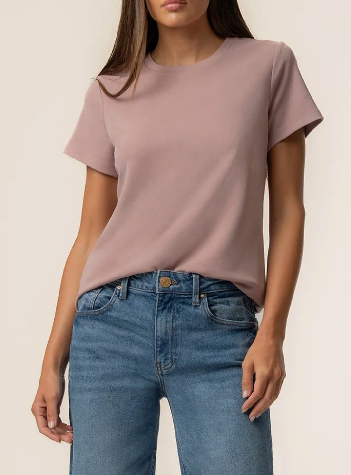 Remington - Scoop Neck S/S Shirt