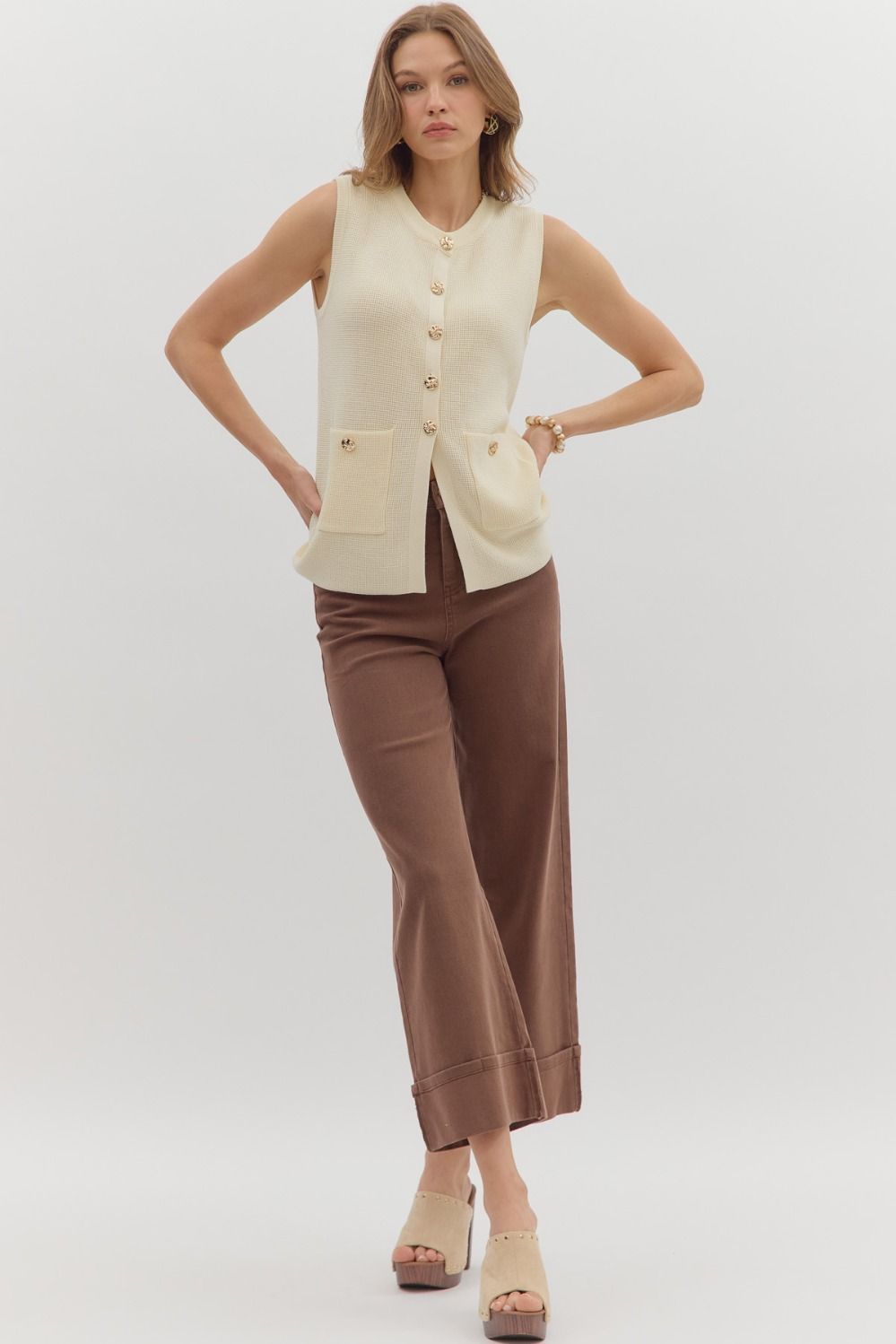 Solid Mid-Rise Ankle Pant