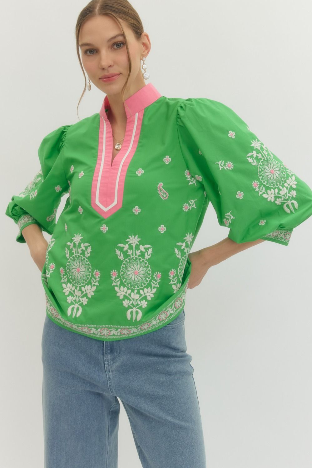 Embroidered Spring Entro Top