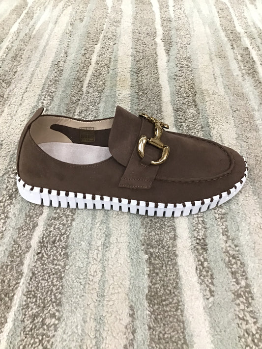 Slip-on Shoe w/Buckle