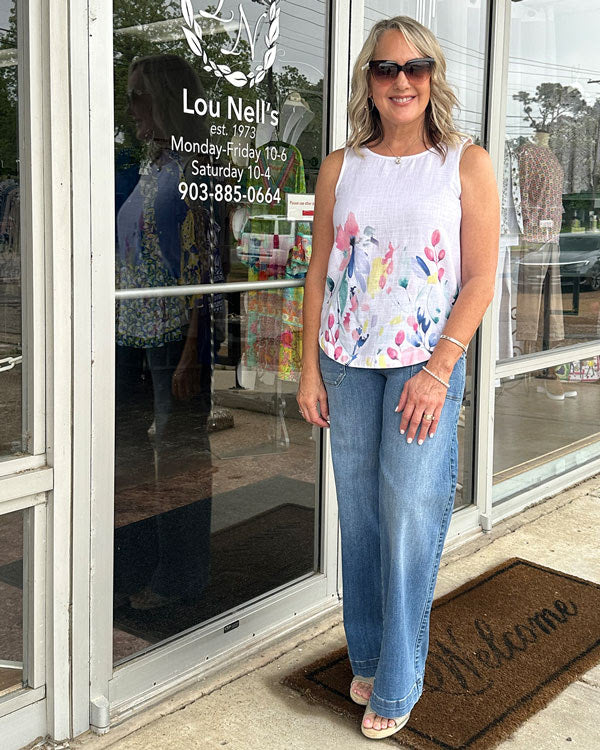 Floral Print Sleeveless Top